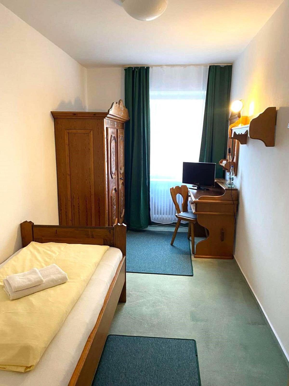 Gasthof Wolferstetter Vilshofen an der Donau Bilik gambar